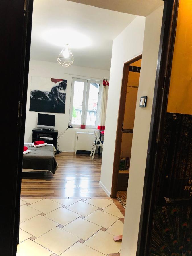 Art Mieszkanie Blisko Dworca Pkp Walbrzych Miasto Exterior foto